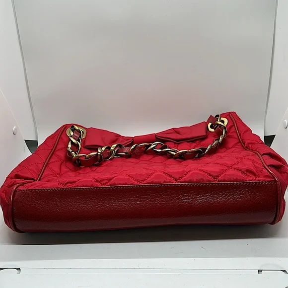 Moschino Fire Engine Red Quilted Bow Chain Handles Handbag Purse 🌺🌺 - Picture 4 of 8
